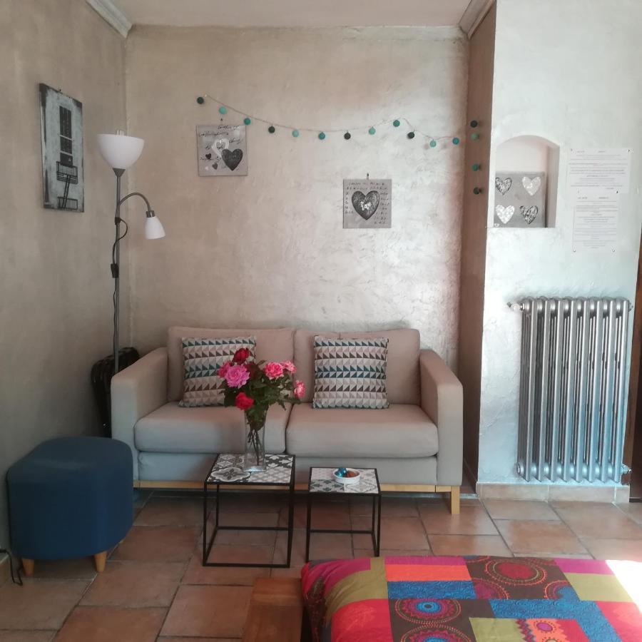 Appartements Dans Villa Privee Avec Piscine, Jardin, Parking Clos, Wifi, Climatisation Meyreuil Eksteriør bilde