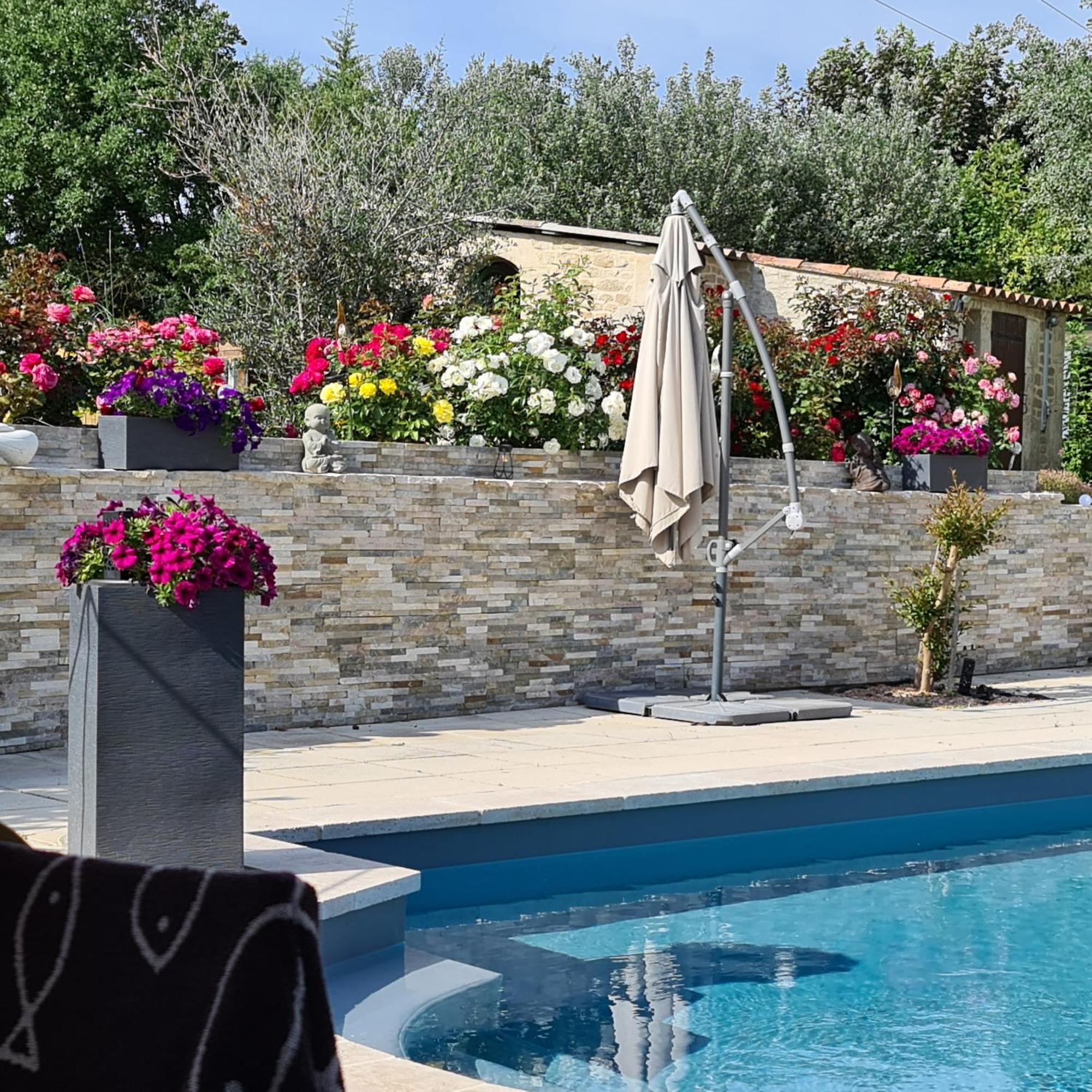 Appartements Dans Villa Privee Avec Piscine, Jardin, Parking Clos, Wifi, Climatisation Meyreuil Eksteriør bilde